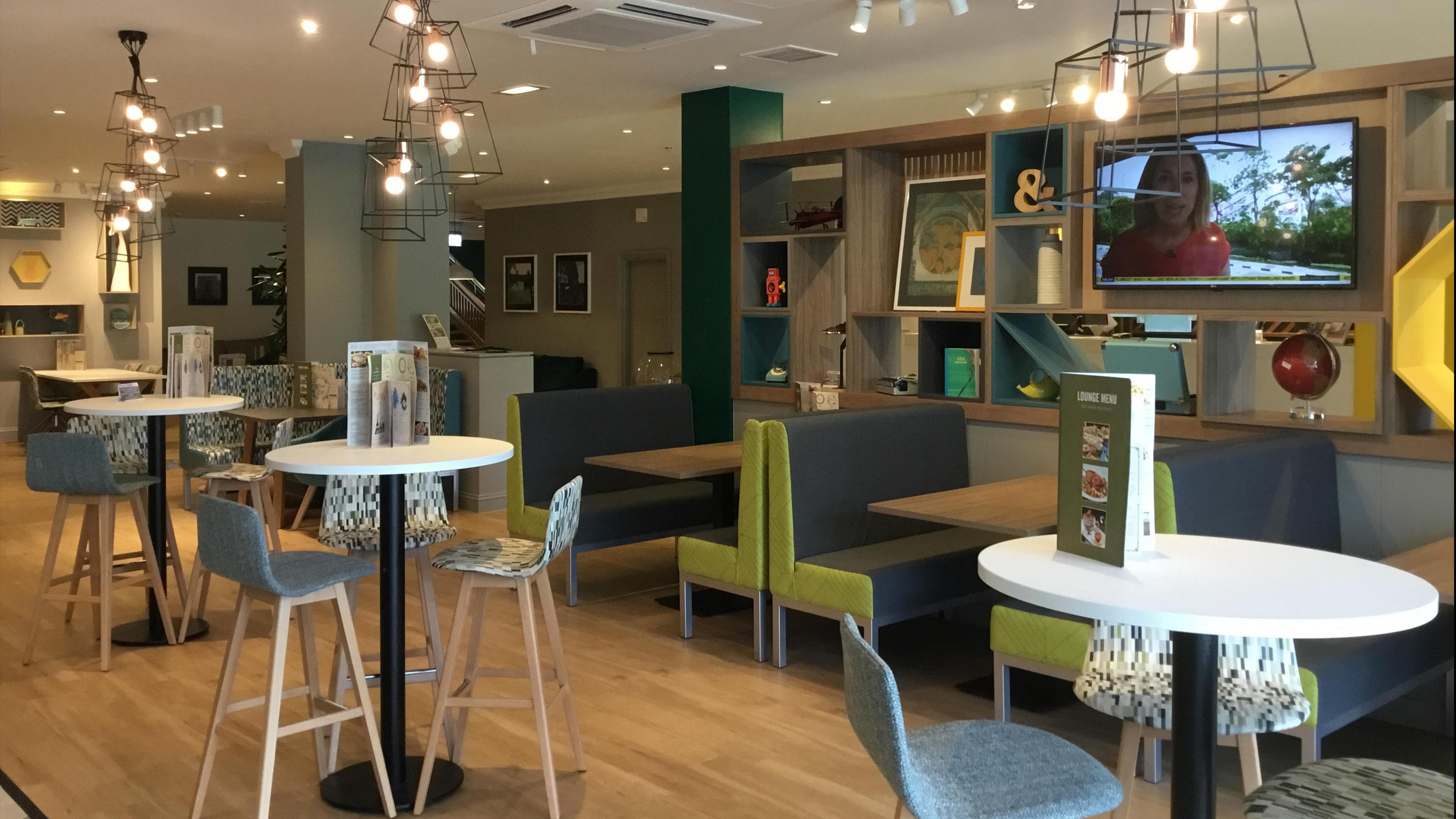 Holiday Inn Rugby-Northampton M1 Jct18 By Ihg Crick  Exterior foto