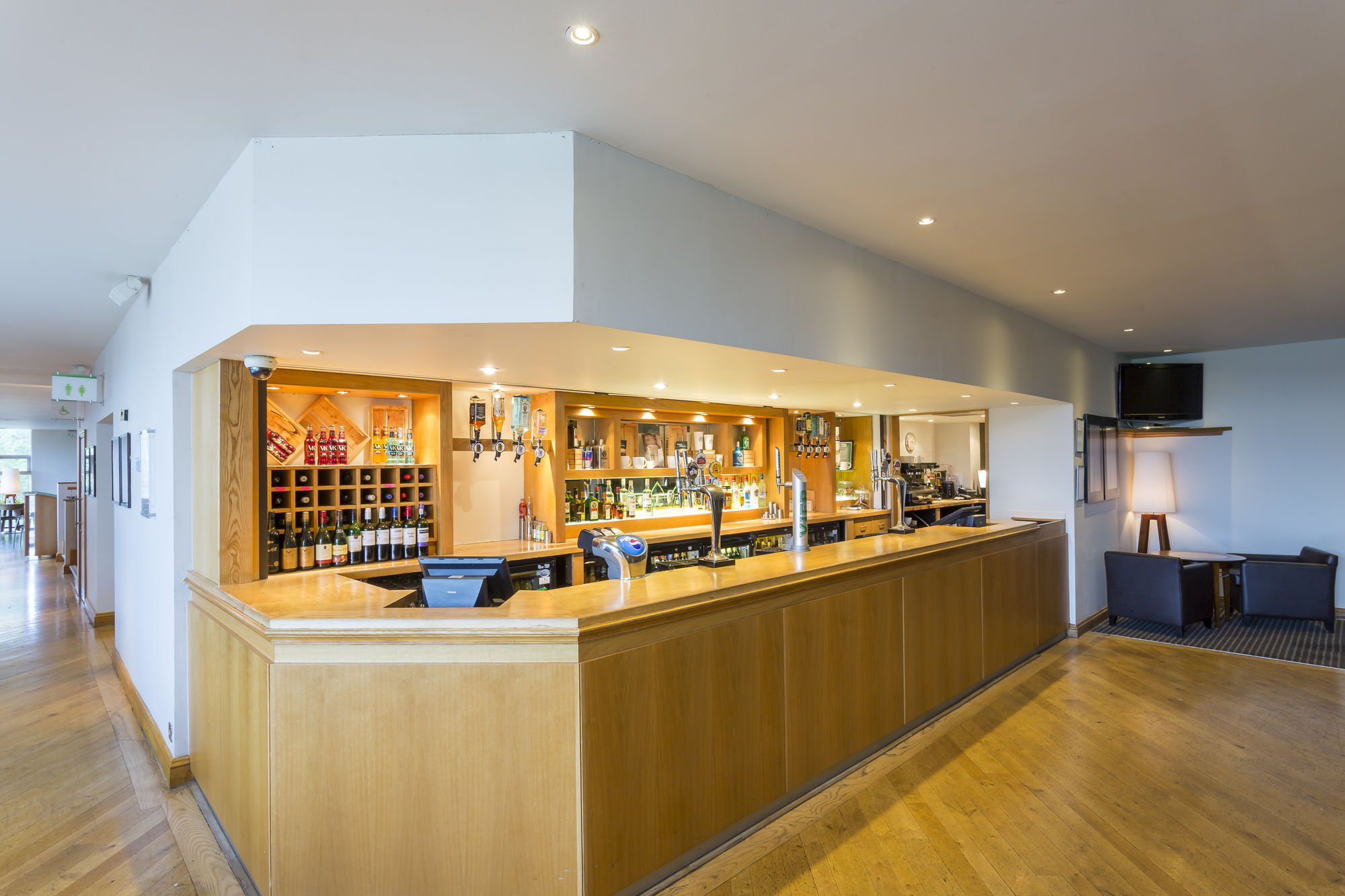 Holiday Inn Rugby-Northampton M1 Jct18 By Ihg Crick  Exterior foto
