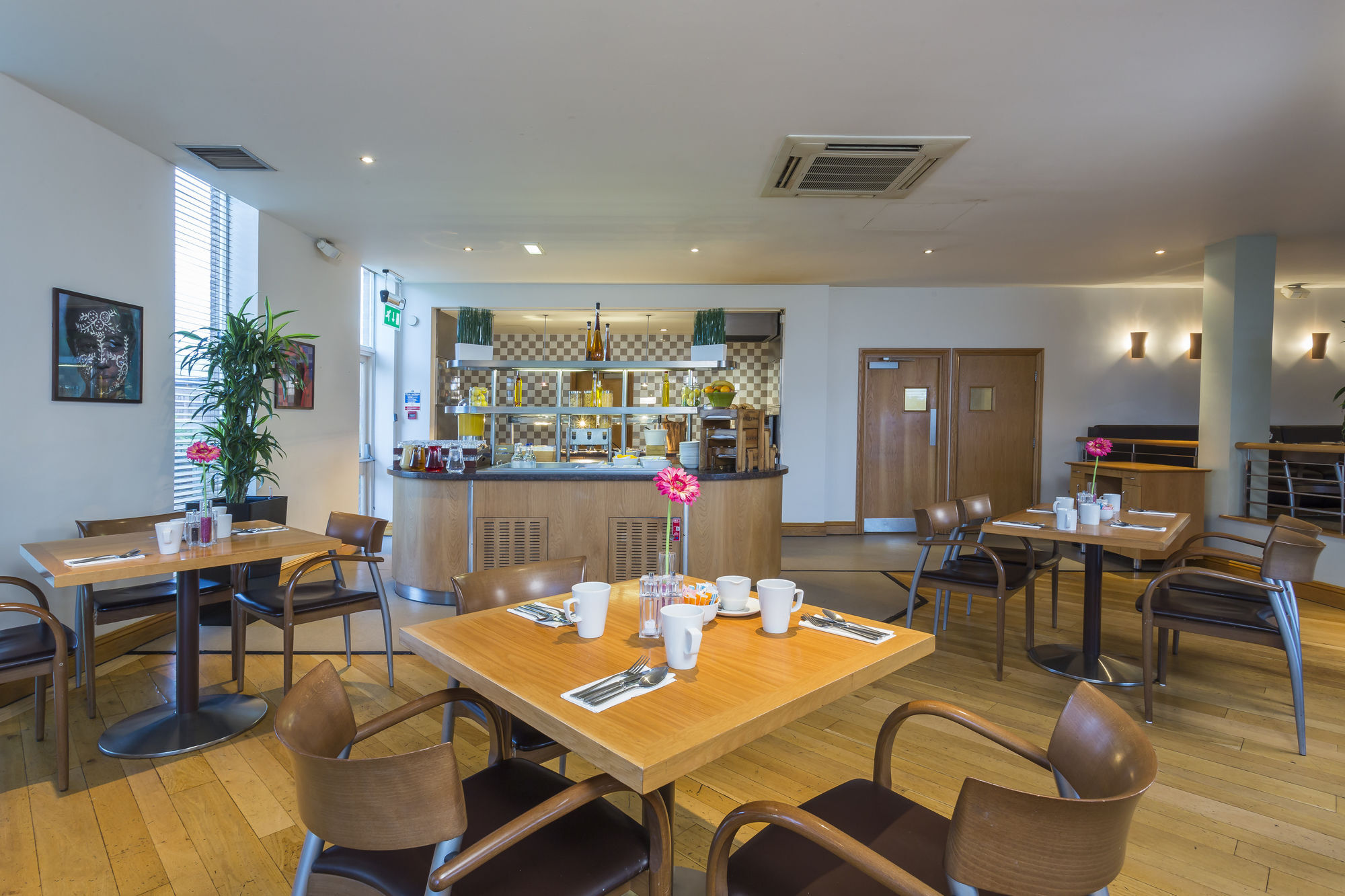Holiday Inn Rugby-Northampton M1 Jct18 By Ihg Crick  Exterior foto